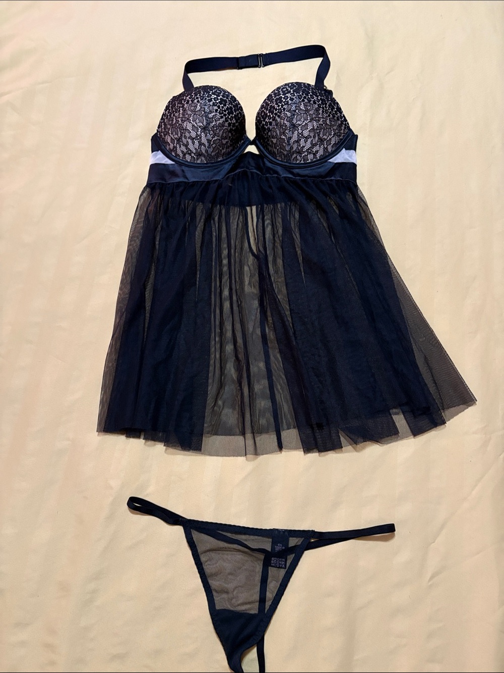 Victoria's Secret Black Lace & Sheer Mesh Babydoll Chemise with Matching Thong